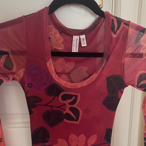 SWEET PEA mesh top size S - Picture 2 of 3